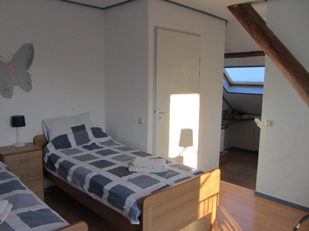 Bed En Breakfast In Het Fruit Zuidoostbeemster Bilik gambar